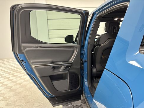 Used 2022 Rivian R1T Launch Edition image 17