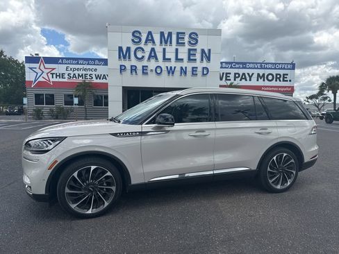 Used 2023 Lincoln Aviator Reserve w/ Equipment Group 201A RWD image 2