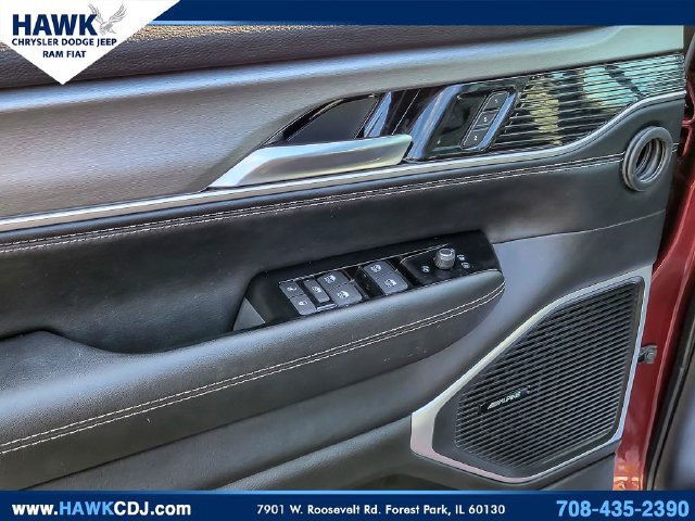 Used 2026 Jeep Grand Wagoneer Limited AWD/4WD image 14