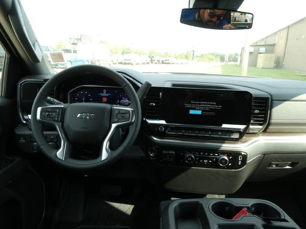 New 2026 Chevrolet Silverado 1500 RST w/ RST Select Package AWD/4WD image 17