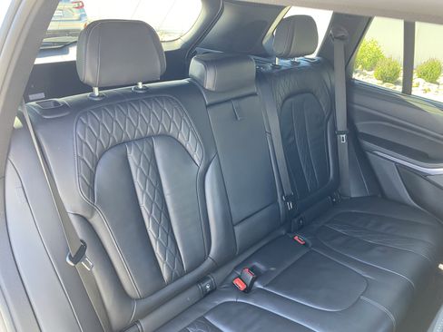 Used 2019 BMW X5 xDrive50i w/ Executive Package image 20