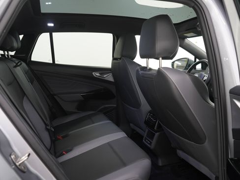 Used 2023 Volkswagen ID.4 Pro S RWD image 14