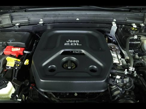 Used 2022 Jeep Wrangler Unlimited Sport AWD/4WD image 18