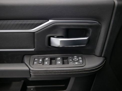 New 2026 RAM 3500 Big Horn AWD/4WD image 6