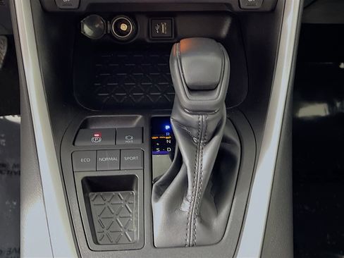 Used 2024 Toyota RAV4 XLE image 24