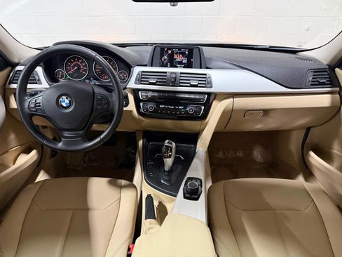 Used 2016 BMW 320i Sedan image 19