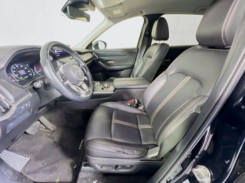 Used 2024 MAZDA CX-90 3.3 Turbo w/ Select Package AWD/4WD image 12
