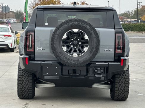 New 2025 GMC Hummer EV 3X w/ Extreme Off-Road Package image 5