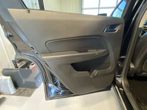 Used 2017 GMC Terrain SLT w/ Open Road Package image 12