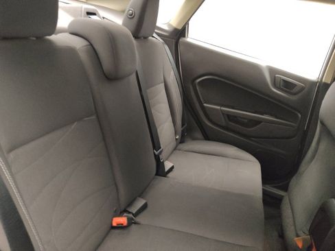 Used 2018 Ford Fiesta SE image 19