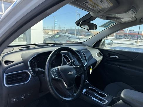 Used 2021 Chevrolet Equinox LT image 6