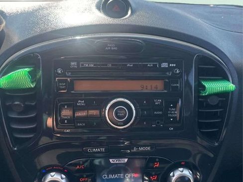 Used 2011 Nissan Juke SV image 27