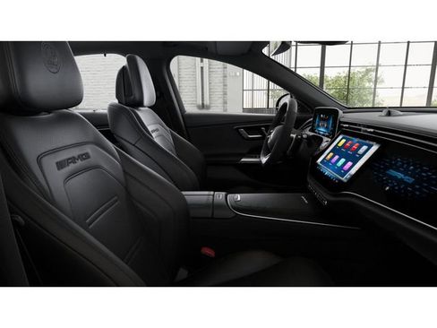 New 2026 Mercedes-Benz E 53 AMG e 4MATIC Sedan image 4