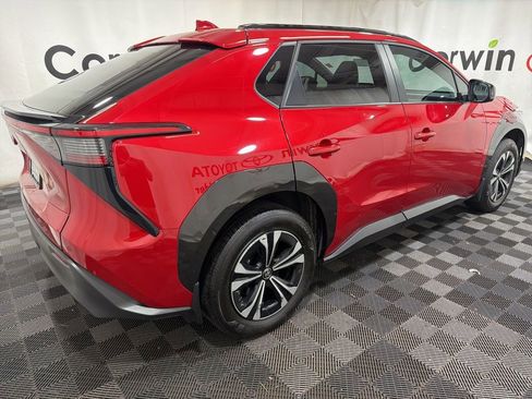 Used 2024 Toyota bZ4X XLE image 7