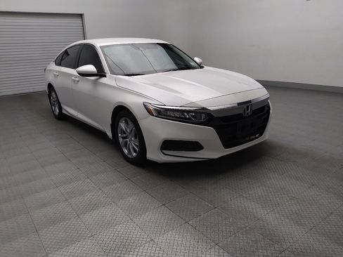 Used 2018 Honda Accord LX image 13