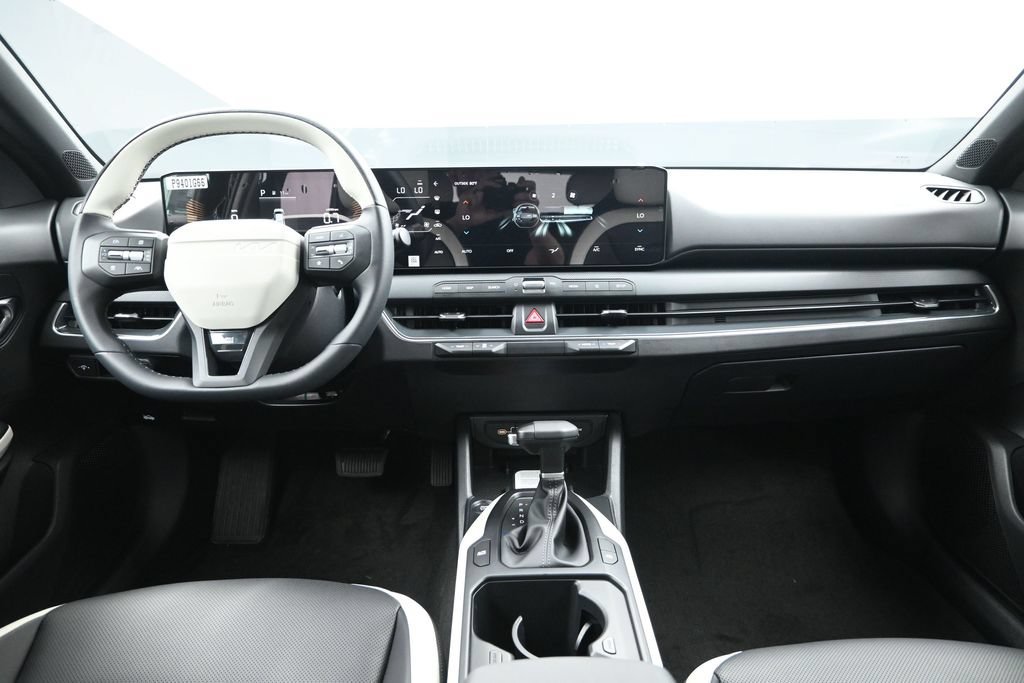 New 2026 Kia K4 GT-Line FWD image 31