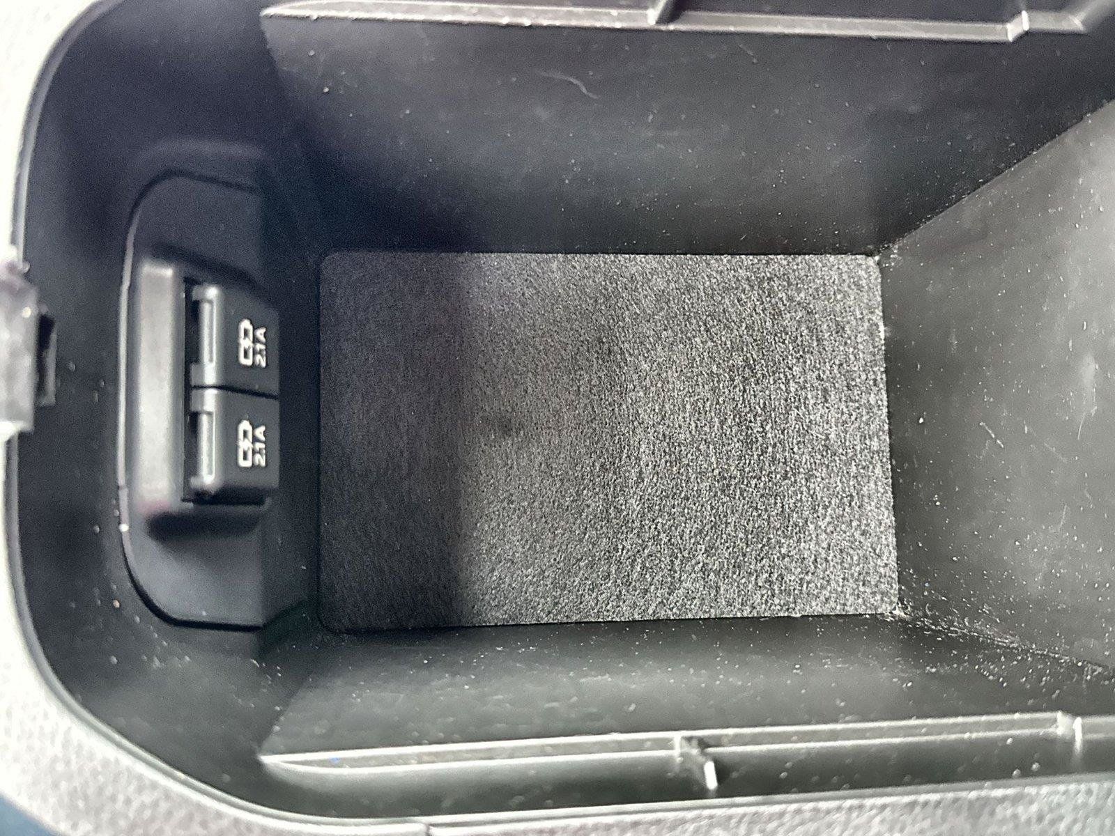 Used 2020 Toyota RAV4 XLE Premium AWD/4WD image 37