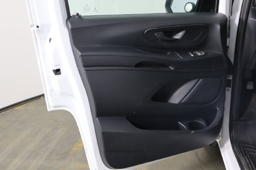 Used 2018 Mercedes-Benz Metris image 11