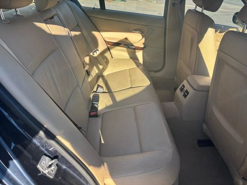 Used 2010 BMW 328i xDrive Sedan image 18