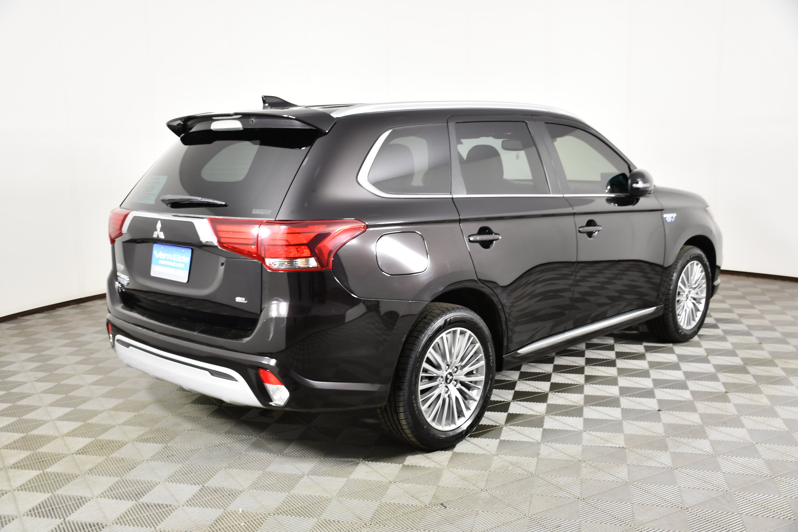 Used 2020 Mitsubishi Outlander SEL AWD/4WD image 6