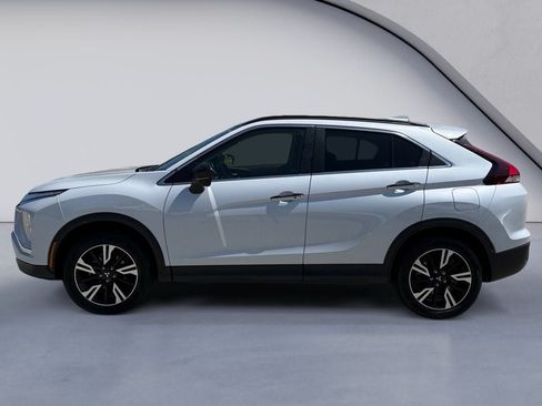 Used 2023 Mitsubishi Eclipse Cross SE AWD/4WD image 2