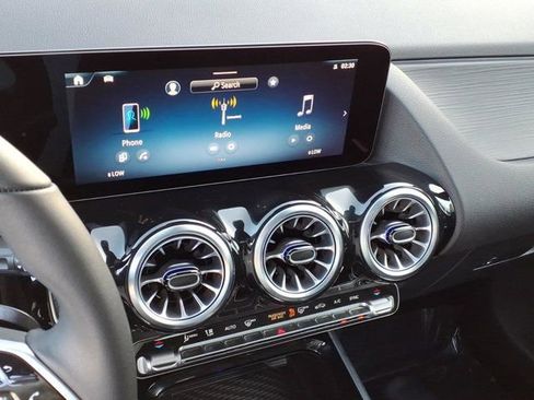 Certified 2026 Mercedes-Benz GLA 250 image 5