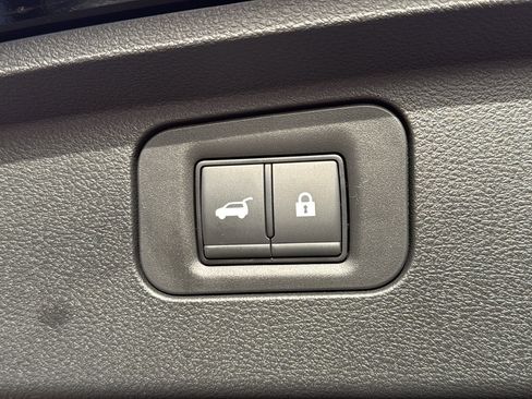 Certified 2025 Nissan Armada Platinum w/ Convenience Package image 26