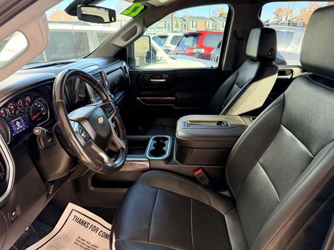 Used 2022 Chevrolet Silverado 3500 LTZ w/ LTZ Convenience Package image 6