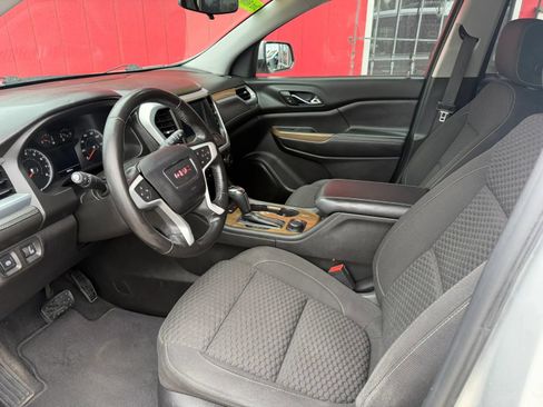 Used 2017 GMC Acadia SLE w/ Driver Alert Package I FWD image 8