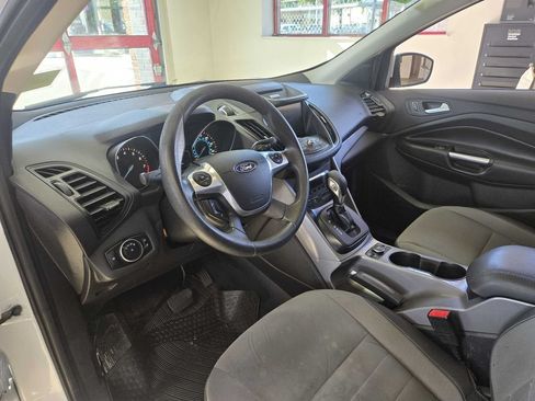 Used 2016 Ford Escape SE w/ Equipment Group 201A AWD/4WD image 19