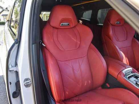 Used 2024 BMW XM w/ M Driver's Package image 45