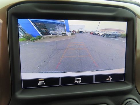 Certified 2022 Chevrolet Silverado 1500 High Country image 33