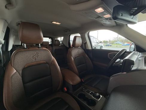 Certified 2025 Ford Bronco Sport Outer Banks w/ Outer Banks Tech Package+ AWD/4WD image 25