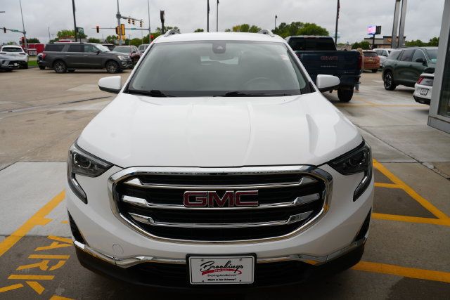 Used 2020 GMC Terrain SLT w/ Preferred Package AWD/4WD image 30