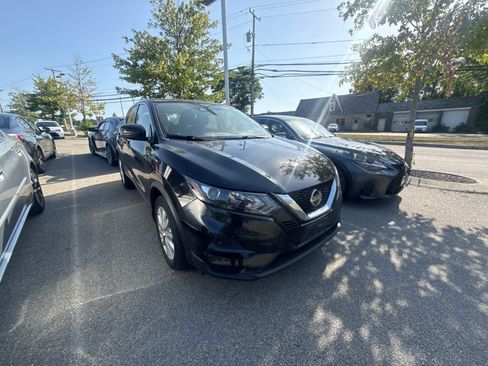 Used 2020 Nissan Rogue Sport S w/ Appearance Package AWD/4WD image 12