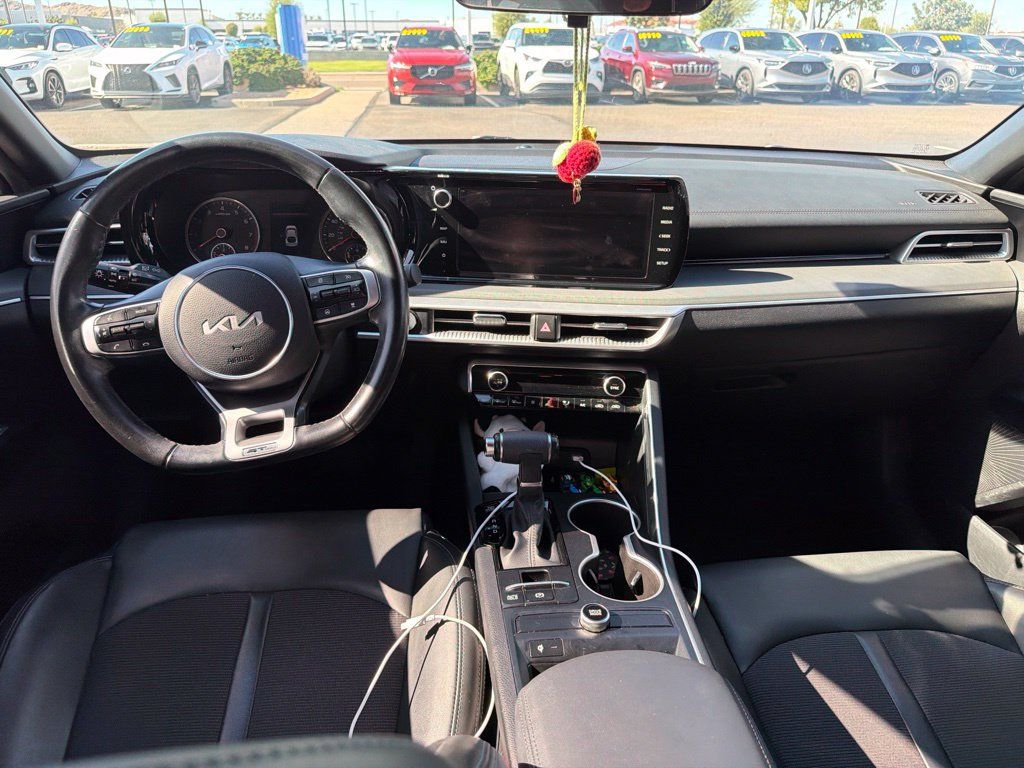 Used 2023 Kia K5 GT-Line w/ GT-Line Premium Package FWD image 13