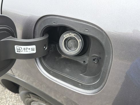 Used 2025 Ford Escape ST-Line AWD/4WD image 28