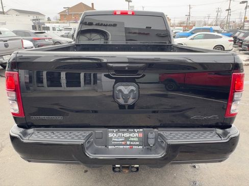 Used 2024 RAM 2500 Big Horn w/ Night Edition image 5