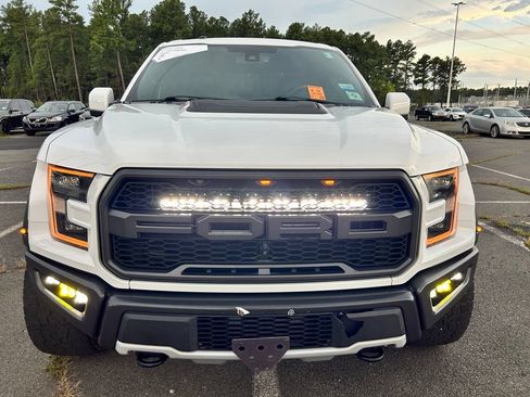 Used 2017 Ford F150 Raptor w/ Equipment Group 802A Luxury AWD/4WD image 8
