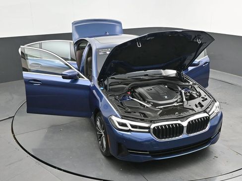 Certified 2022 BMW 540i 540i w/ Premium Package image 61