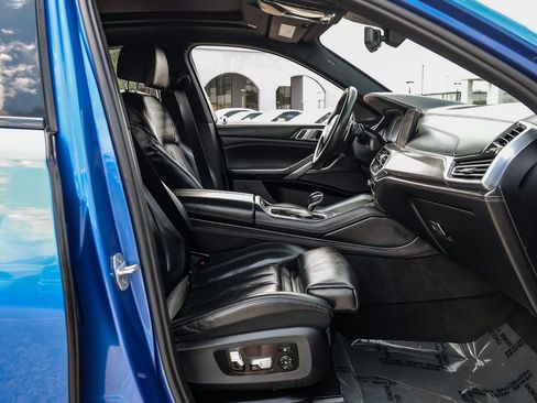 Used 2020 BMW X6 M50i w/ Premium Package AWD/4WD image 39