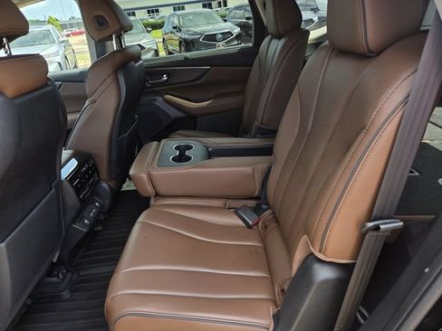 Used 2023 Acura MDX SH-AWD w/ Advance Package image 21