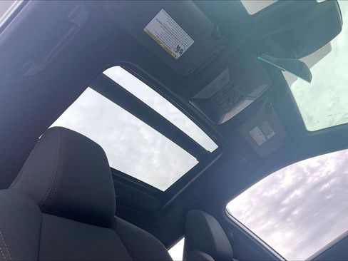 Used 2023 Toyota RAV4 SE image 27