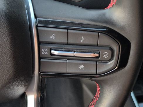 Certified 2024 Chevrolet Colorado Z71 w/ Z71 Convenience Package 2 image 25