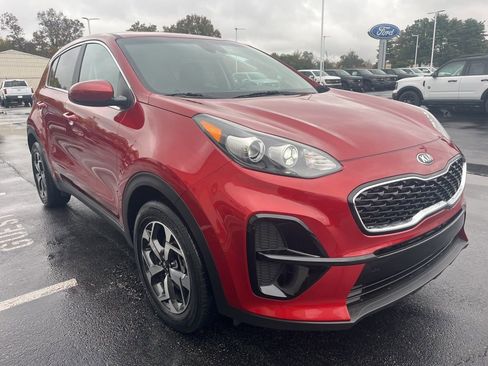 Used 2022 Kia Sportage LX image 7