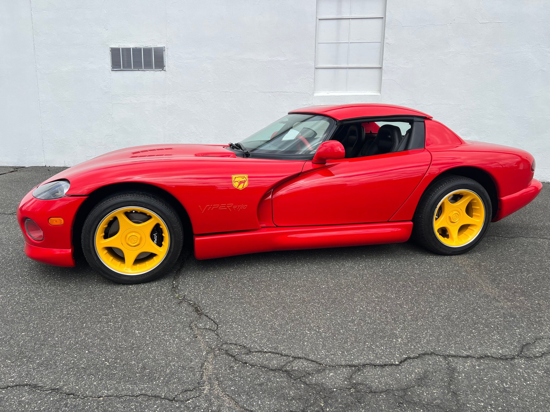 Used 1996 Dodge Viper RT/10 RWD image 6