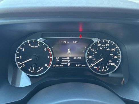 Used 2021 Nissan Rogue S image 7