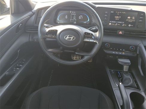 Certified 2025 Hyundai Elantra Sport image 14