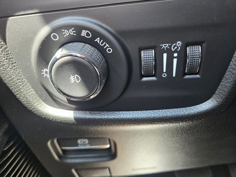 Used 2023 Jeep Grand Cherokee L Overland AWD/4WD image 27