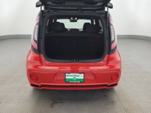 Used 2019 Kia Soul + image 29